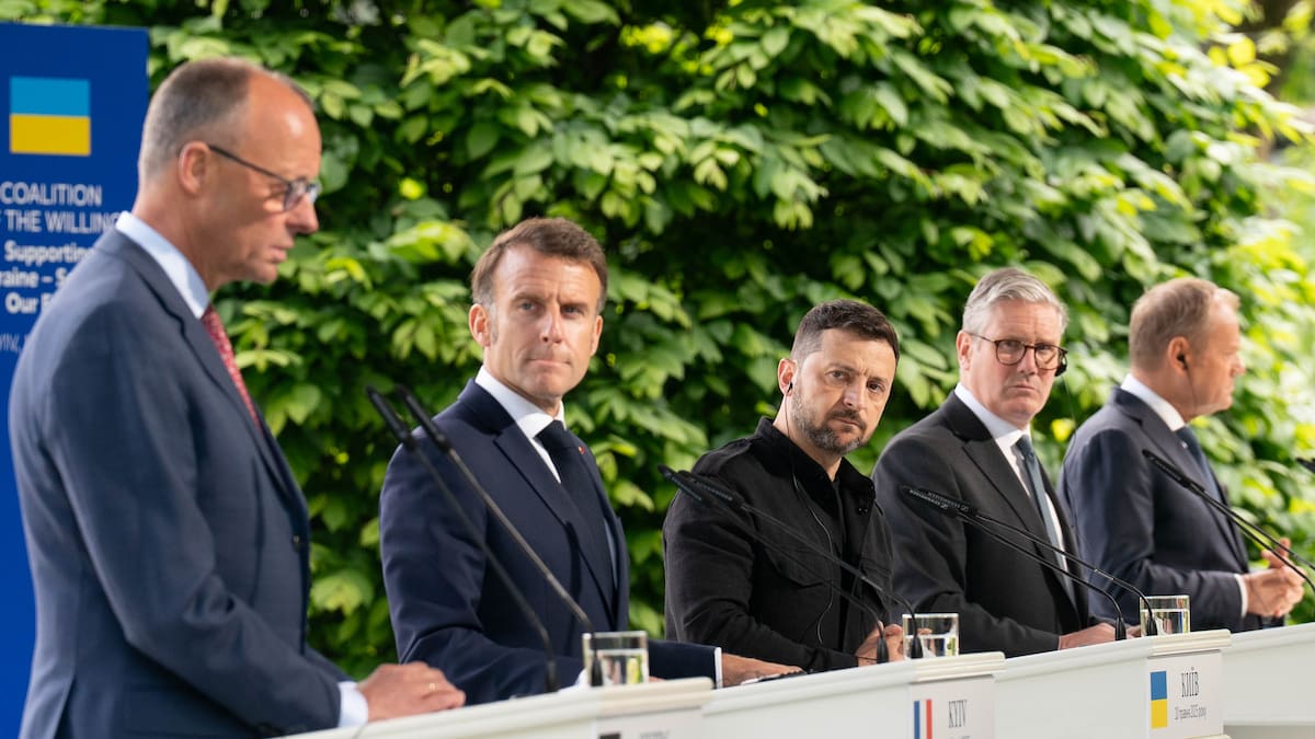 Líderes europeos expresan “disposición” para colaborar en cumbre entre Zelenski, Trump y Putin