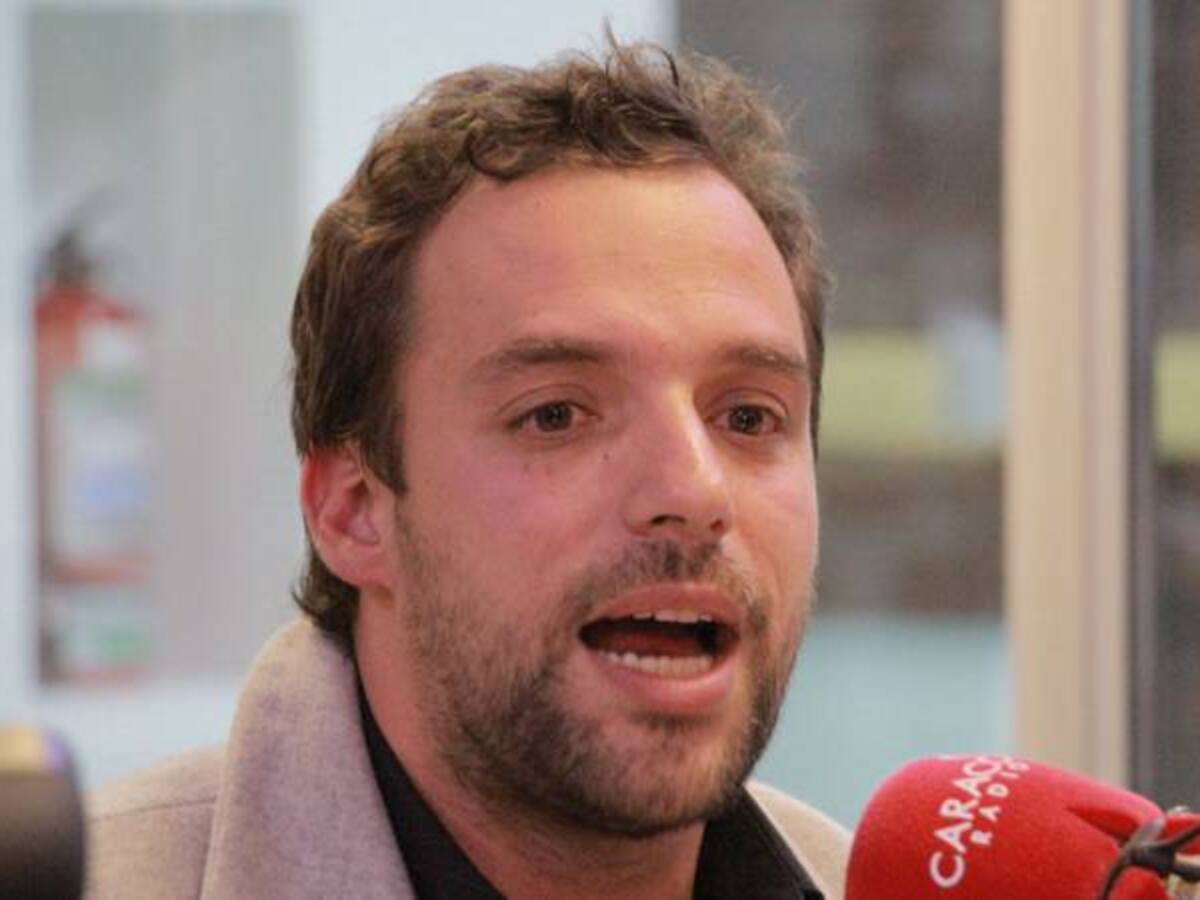 Consulta anticorrupción, esperanza para las fuerzas alternativas: Gómez