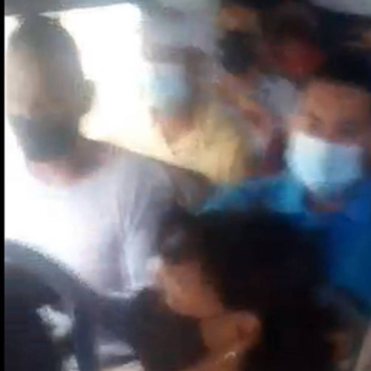 Usuaria denuncia aglomeración en buses de transporte público de Santa Marta