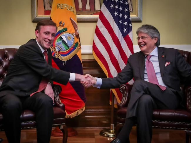 Asesor de Seguridad Nacional de la Casa Blanca, Jake Sullivan y presidente de Ecuador, Guillermo Lasso. Foto: @LassoGuillermo