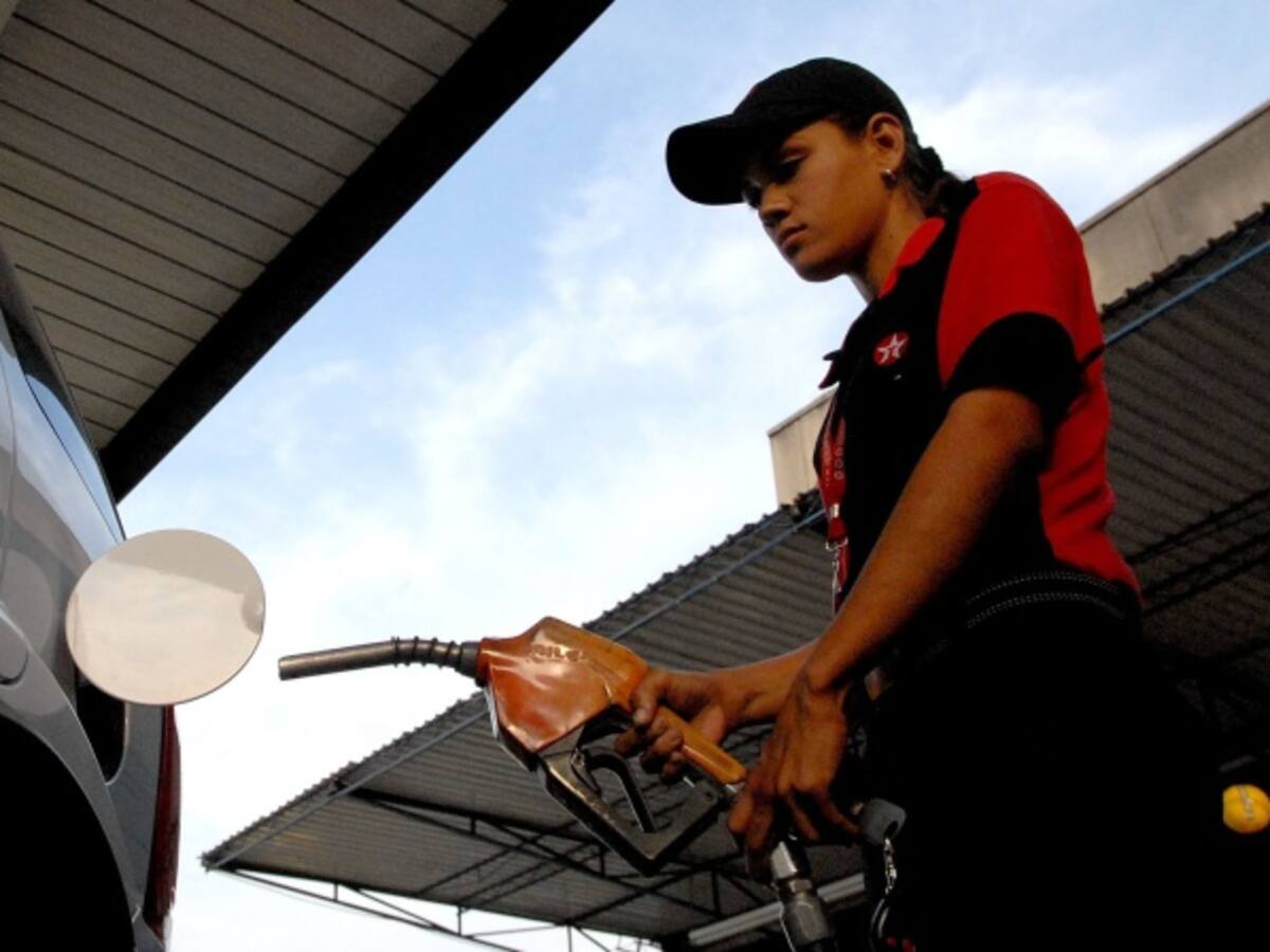 Precios de los combustibles se mantendrán estables en abril