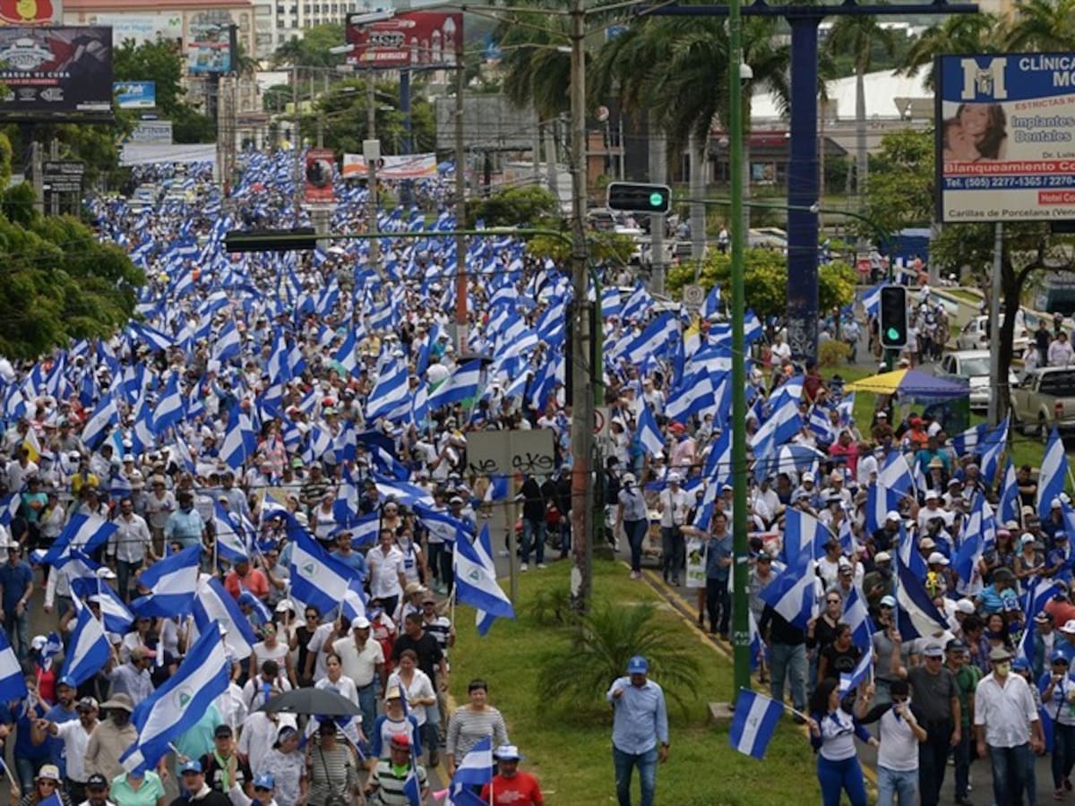 Inicia protesta contra Ortega pese a su llamado a "autodefensa" en Nicaragua