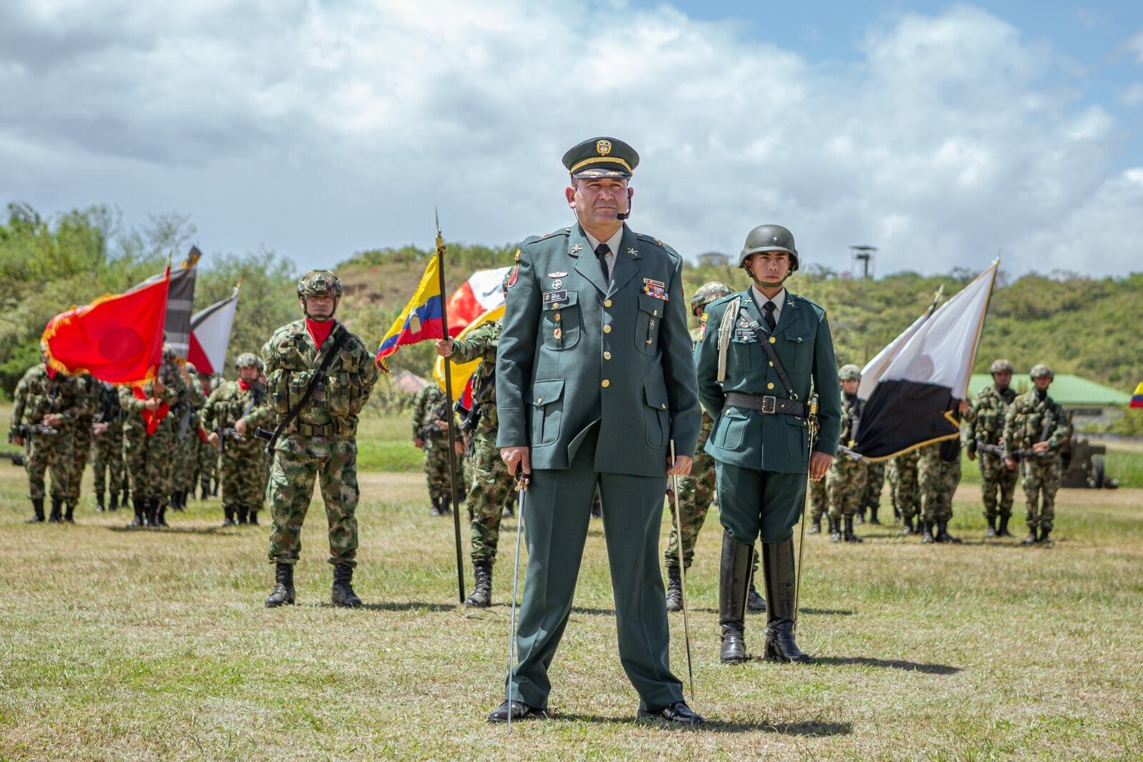 Al asumir el mando de la Novena Brigada, el coronel Pedro Pablo León Silva, se dirigió a la tropa y al pueblo huilense.