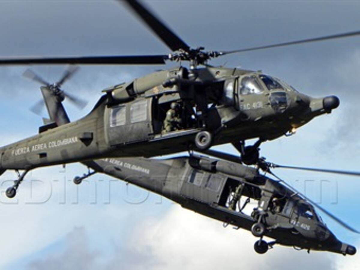 Instalan en Colombia simuladores para helicóptero Black Hawk