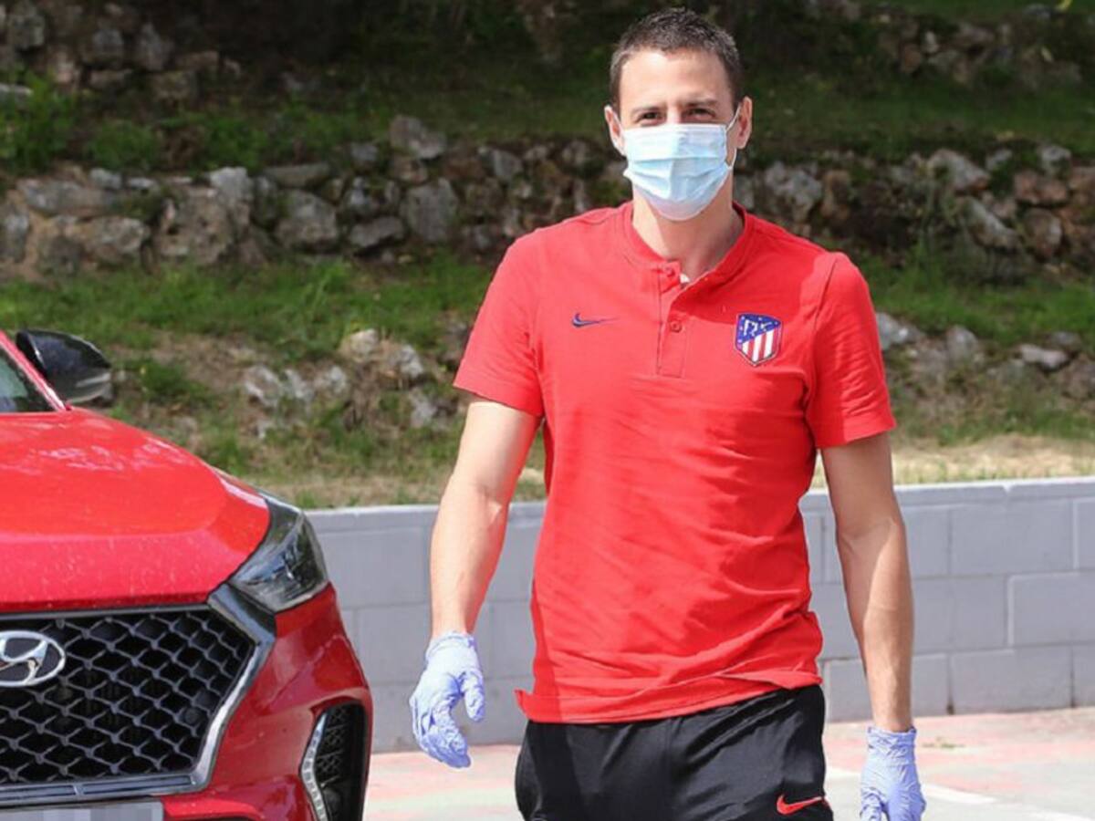 El Atlético de Madrid, con Santiago Arias, define su regreso a los entrenos