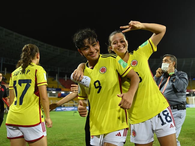 Jugadoras de Colombia celebran un gol (Foto por Masashi Hara  - FIFA/FIFA via Getty Images)