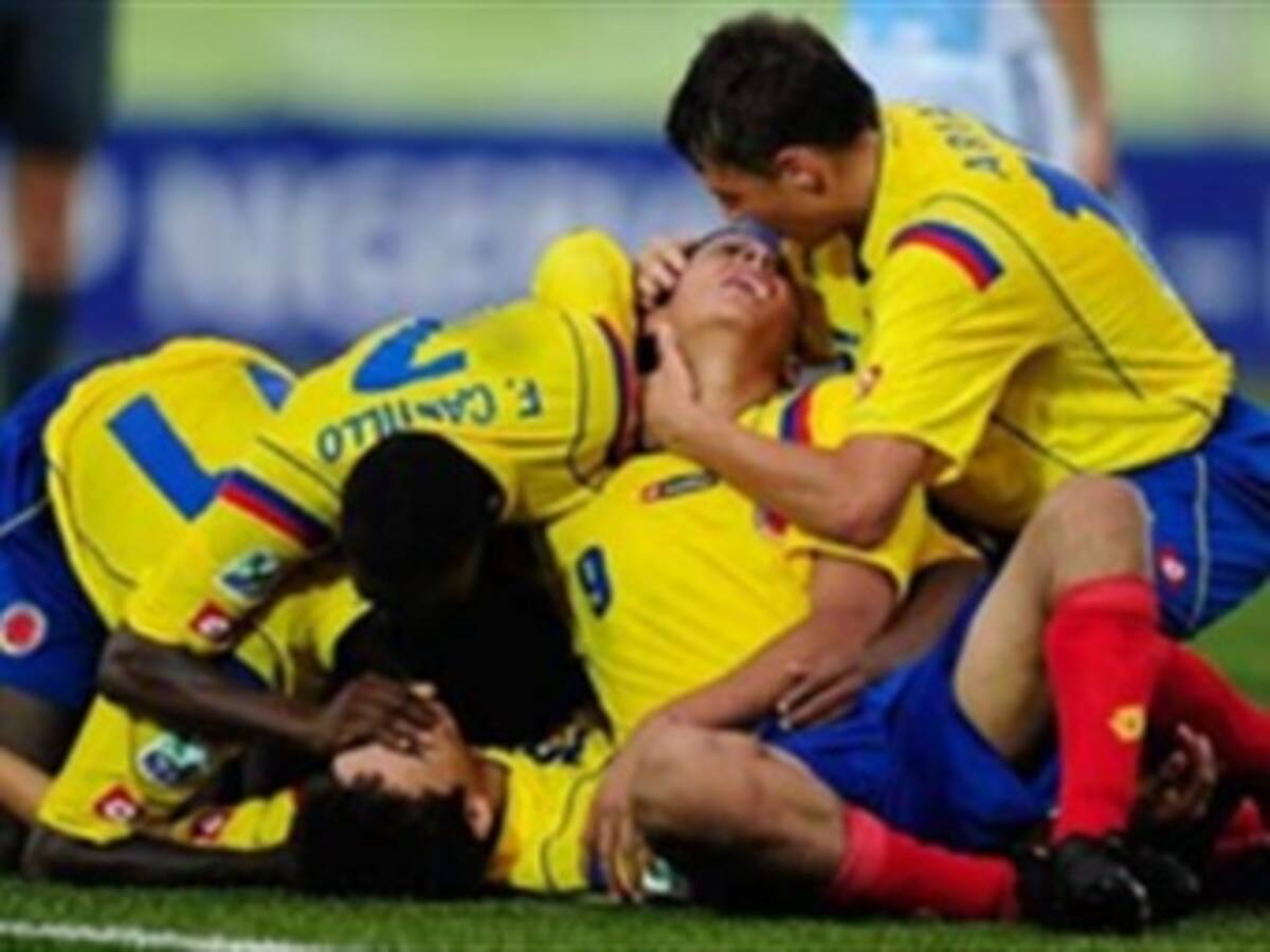 Selección Colombia Sub-17 derrotó 3-1 a Paraguay en el Suramericano de Ecuador