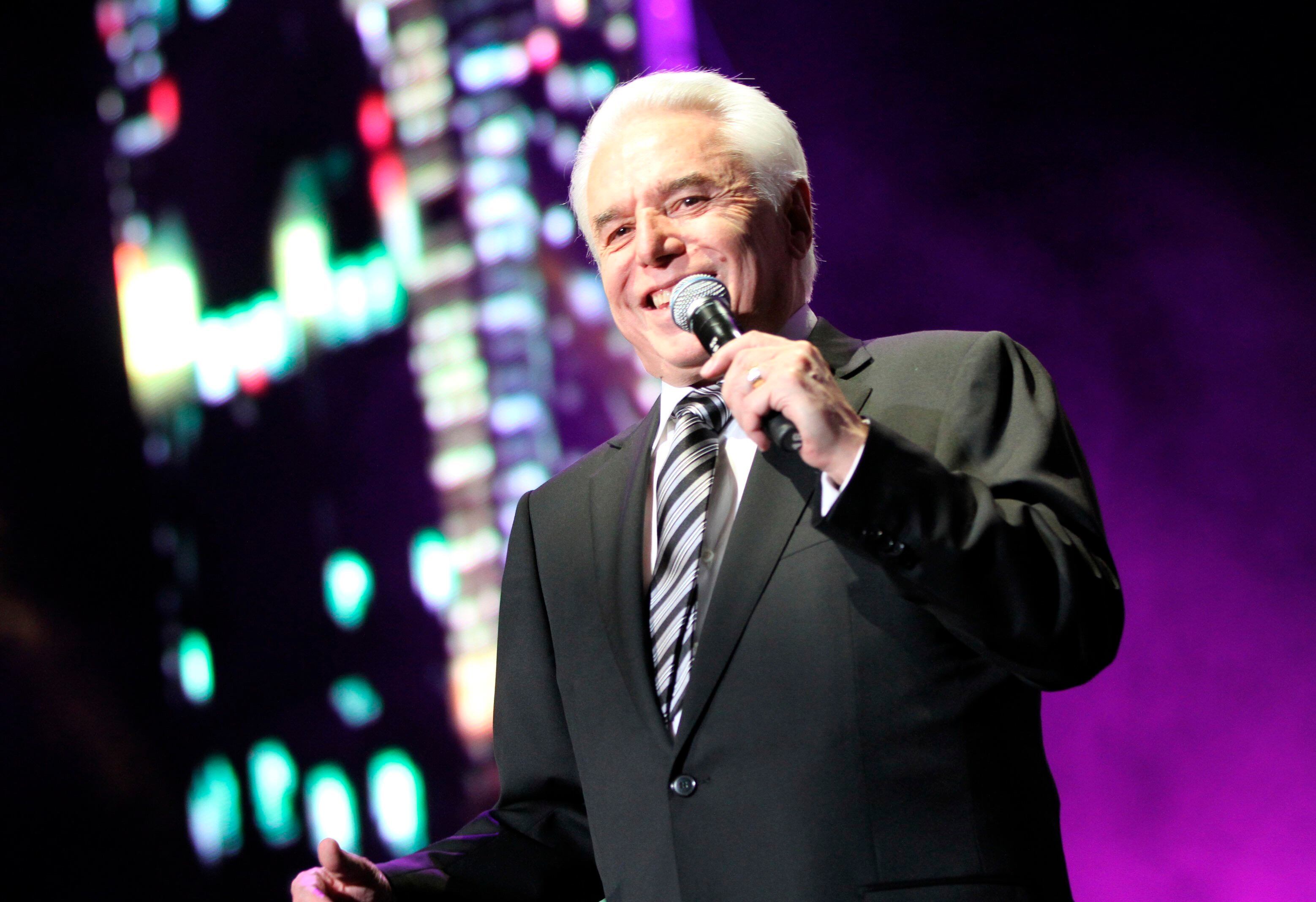 MONTERREY, MEXICO - JUN 08: The Mexican singer Enrique Guzman performs on stage during his presentation at the Banamex Auditorium on June 08, 2012 in Monterrey, Mexico.(Photo by David Martinez/Clasos.com/LatinContent via Getty Images)