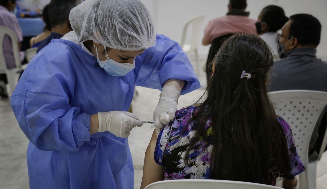 Vacunación COVID-19 en Bogotá.