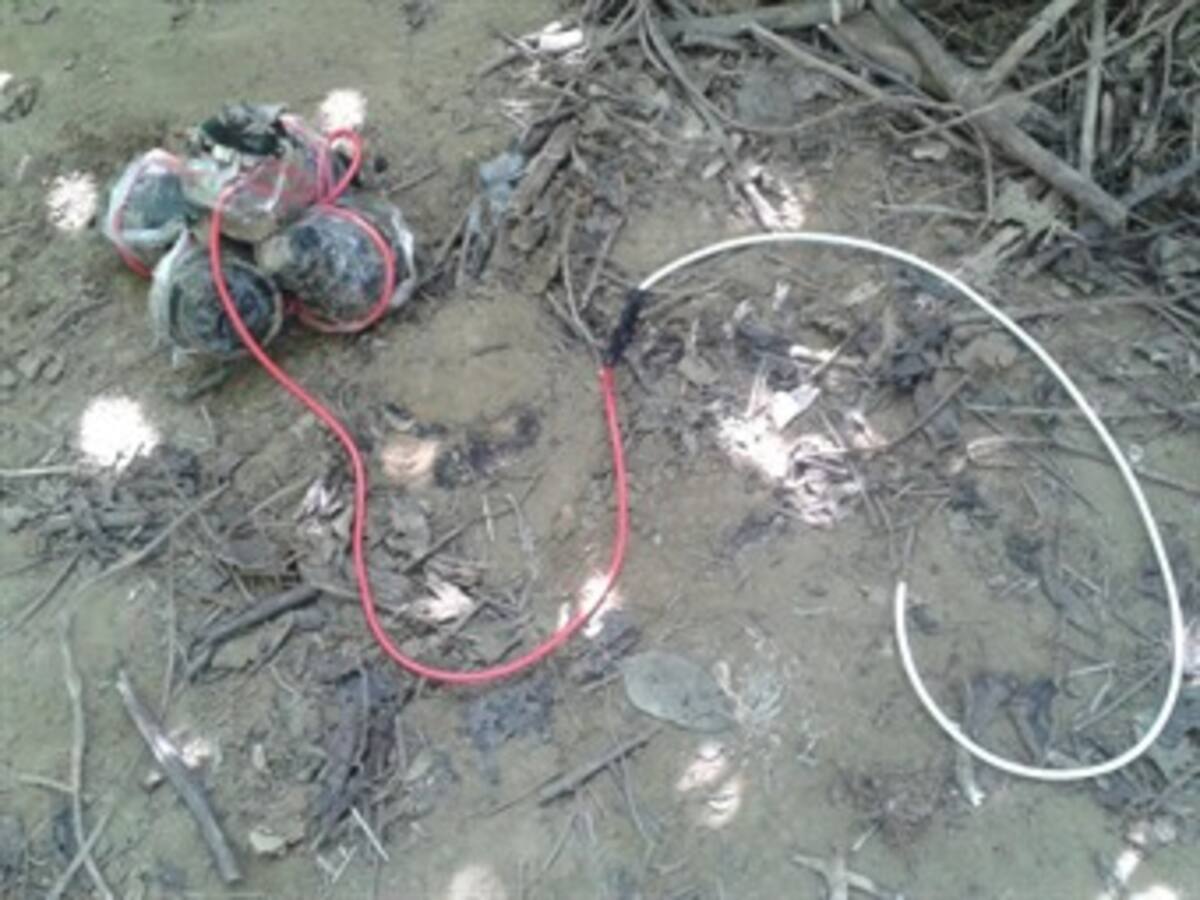 Armada nacional halló 5 explosivos en una pista aérea al norte de Bolívar