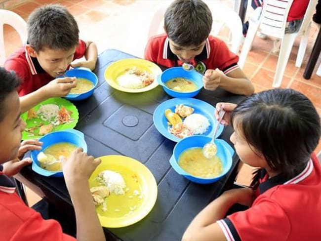 Nuevas irregularidades del Plan de Alimentación Escolar revela la Contraloría