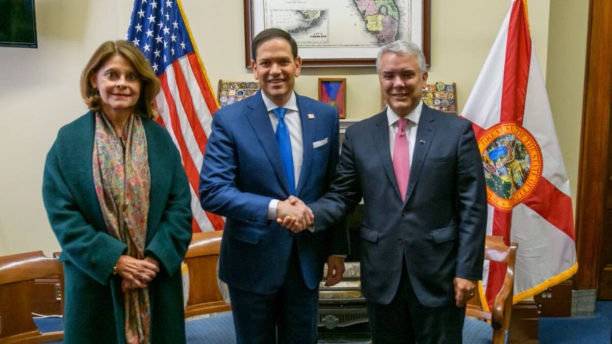 Senadores de EE.UU. proponen designar a Colombia como "aliado no OTAN"