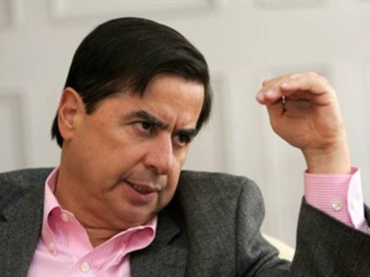 Uribismo tiene orientación de envenenar a Fuerza Pública: Mininterior