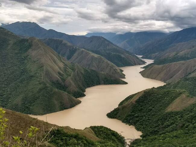 Gobernadores aguas a bajo de Hidroituango medirán el impacto ambiental