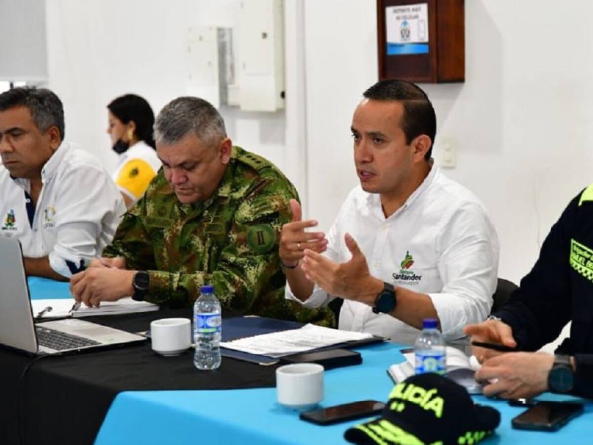 220 uniformados tienen la misión de frenar al Clan del Golfo en Santander