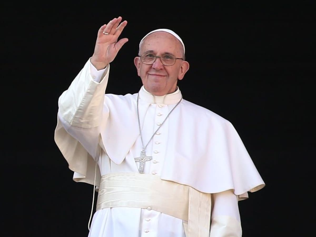 Papa Francisco reza por damnificados en San Andrés y Providencia