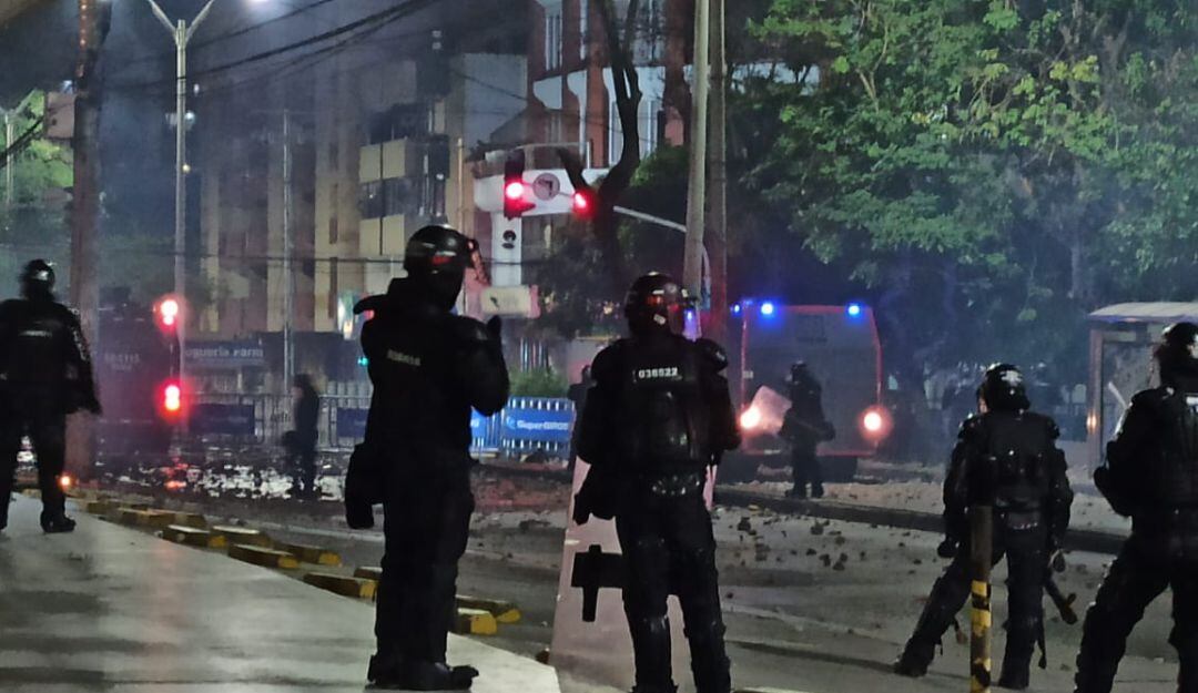 Nuevos disturbios se registaron este jueves en los alrededores del estadio Romelio Martínez.