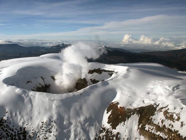 Volcán Nevado del Ruíz - Imagen de archivo