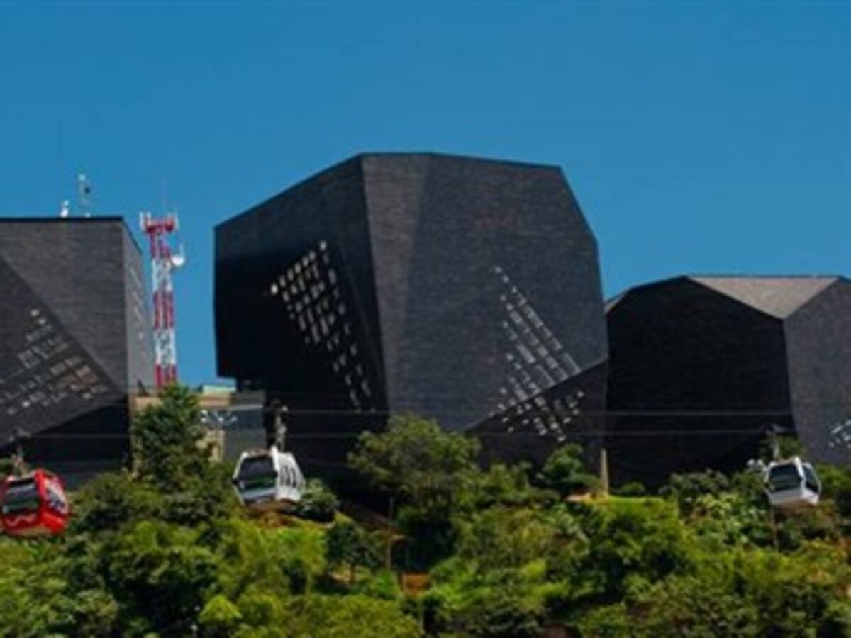 Unal intervendrá daños estructurales de la Biblioteca España de Medellín