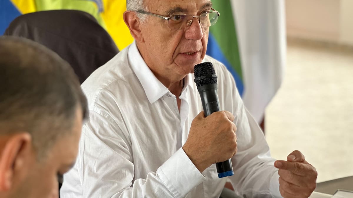 Así se instale mesa de diálogo, seguirá ofensiva contra disidencias FARC