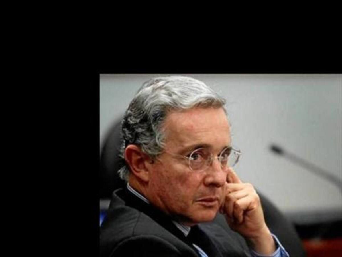 Hoy declara ante la Fiscalía el expresidente Uribe en caso JJ Rendón