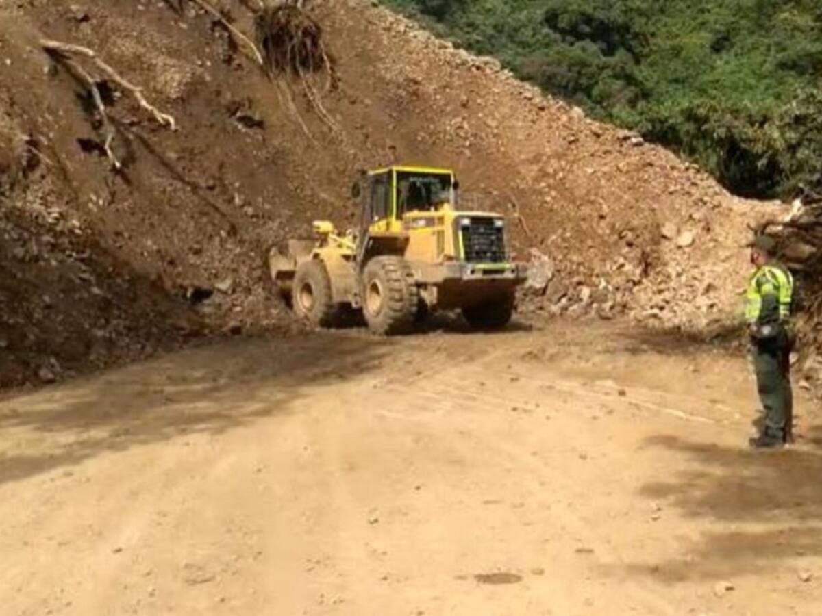 El viernes se habilitaría el paso en el derrumbe del Suroeste de Antioquia