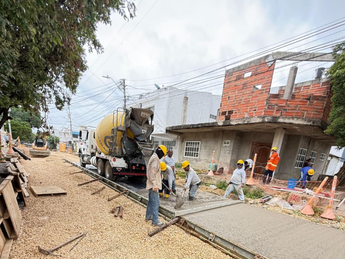 Distrito ya ejecuta cuarta obra vial en el barrio Blas de Lezo