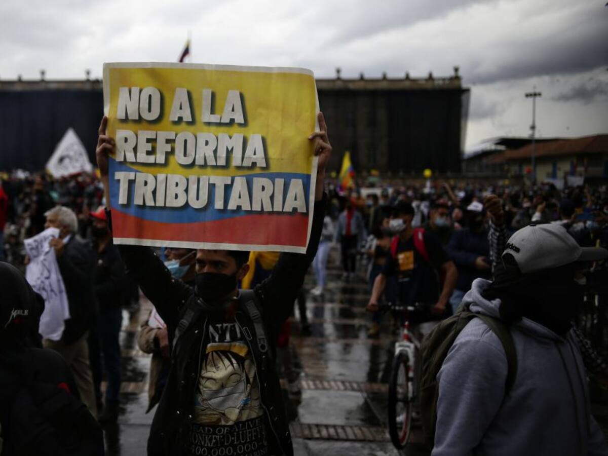 Desde el Centro Democrático piden "no presiones" para discutir Tributaria