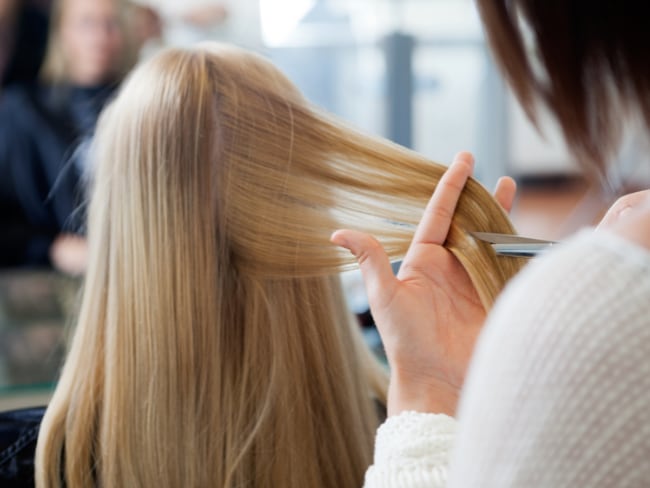 Mejores días para cortarse el pelo en octubre 2025 y que crezca abundante y rápido