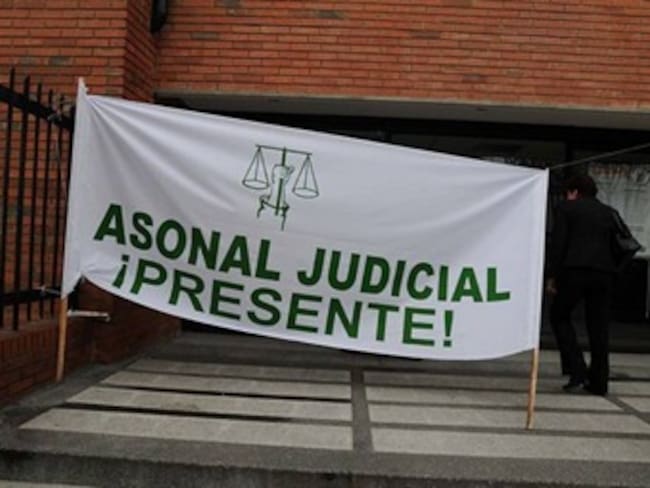 Santos y Mintrabajo piden que se levante paro en el sector judicial