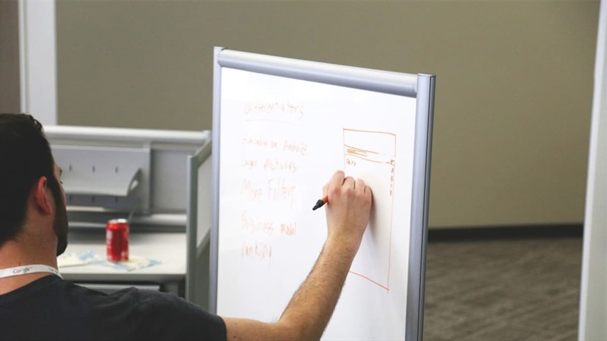 Suspenden por tres meses a docente en Santa Marta por presunta conducta inapropiada con estudiante