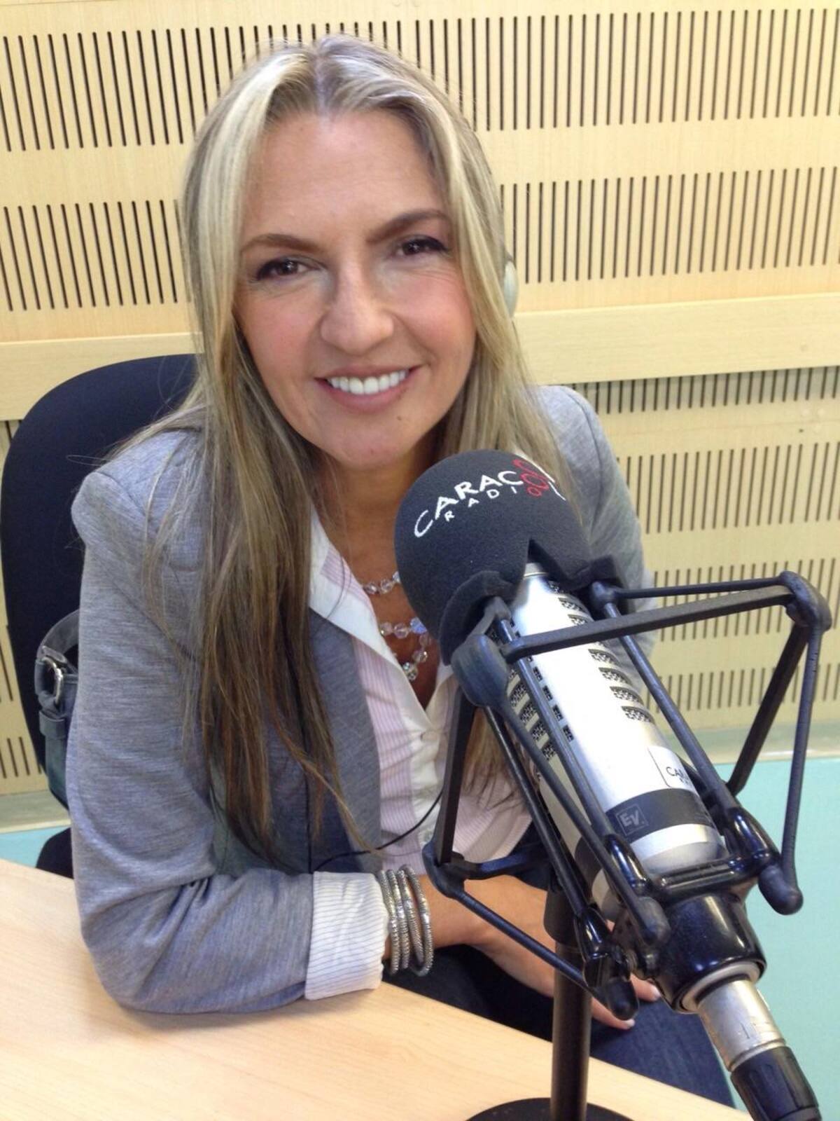 Luz Amparo Álvarez, Julio Sabala y Belkis Martinez dieron una muestra de su talento como imitadores