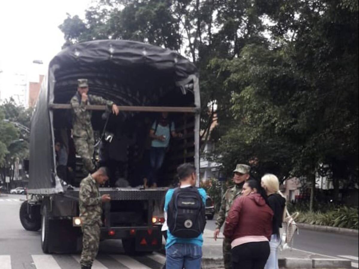 Denuncian batidas del Ejército en Medellín