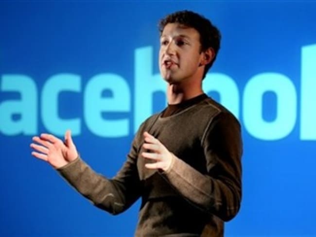 El fundador de Facebook anima a crear aplicaciones web &#039;pensando en la gente&#039;
