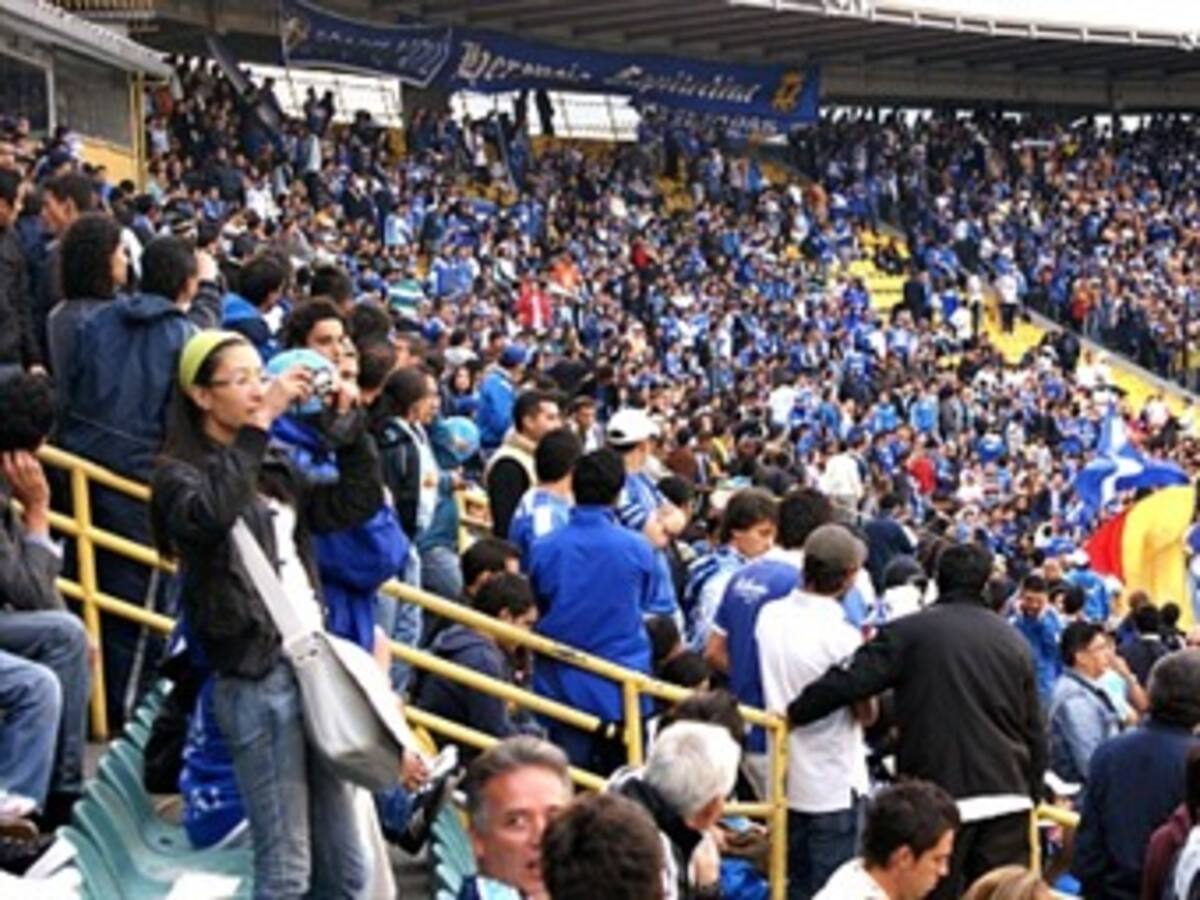 Entra en vigencia el estatuto del hincha para promover la convivencia en el fútbol colombiano