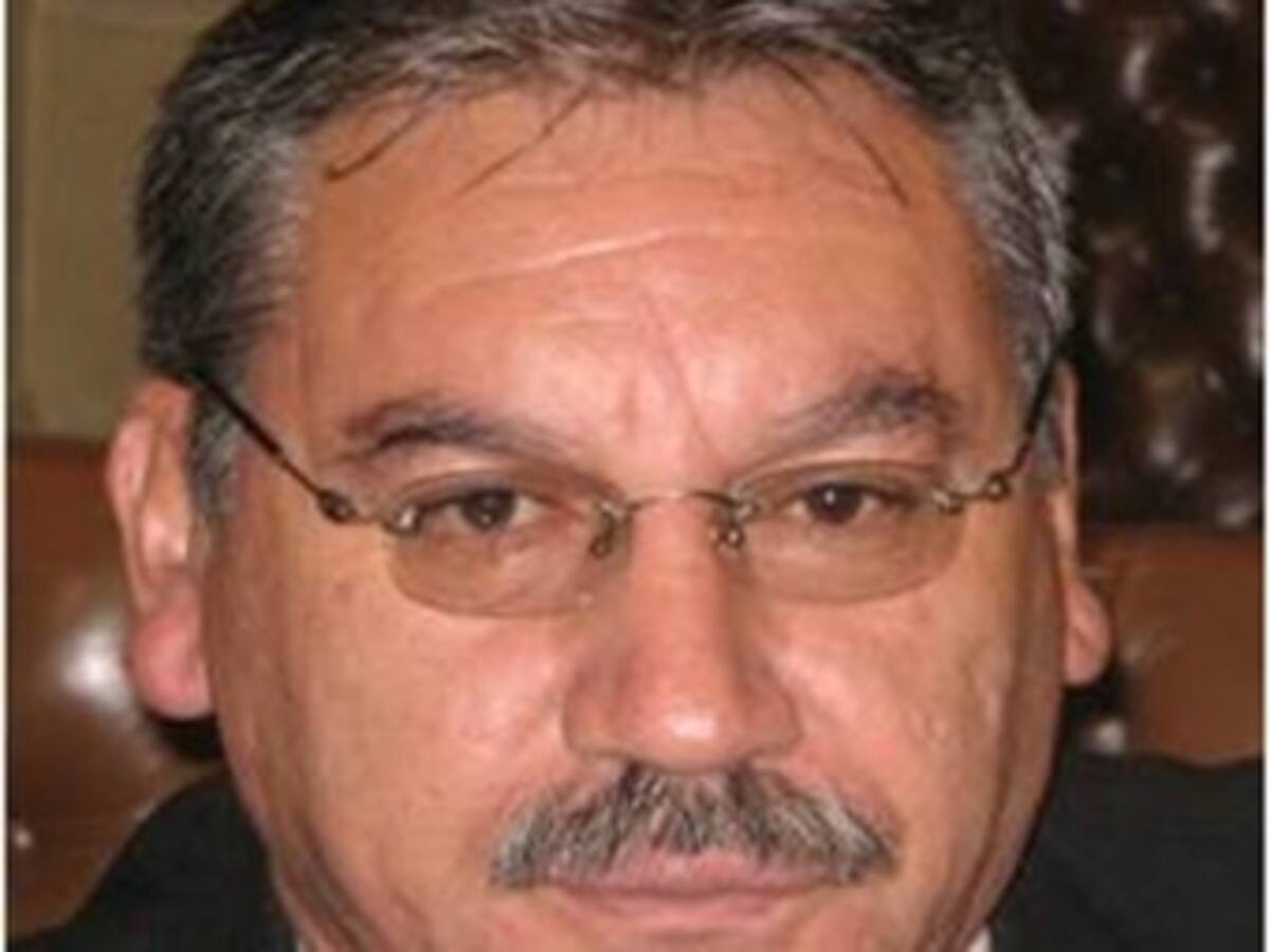 Rodrigo Romero ocupará curul de la senadora Gilma Jiménez