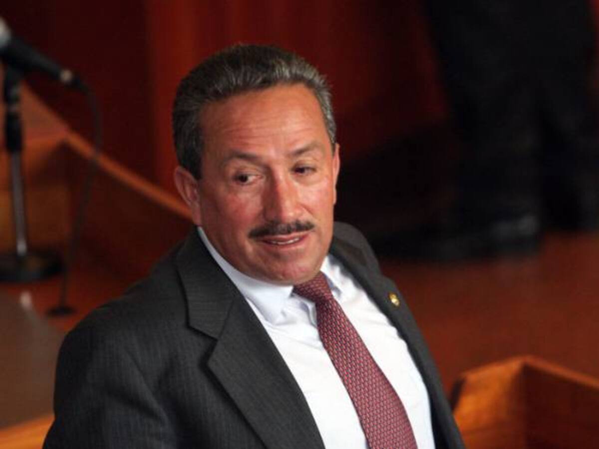 Fiscalía solicita embargo a testaferros del ex gobernador Hugo Aguilar