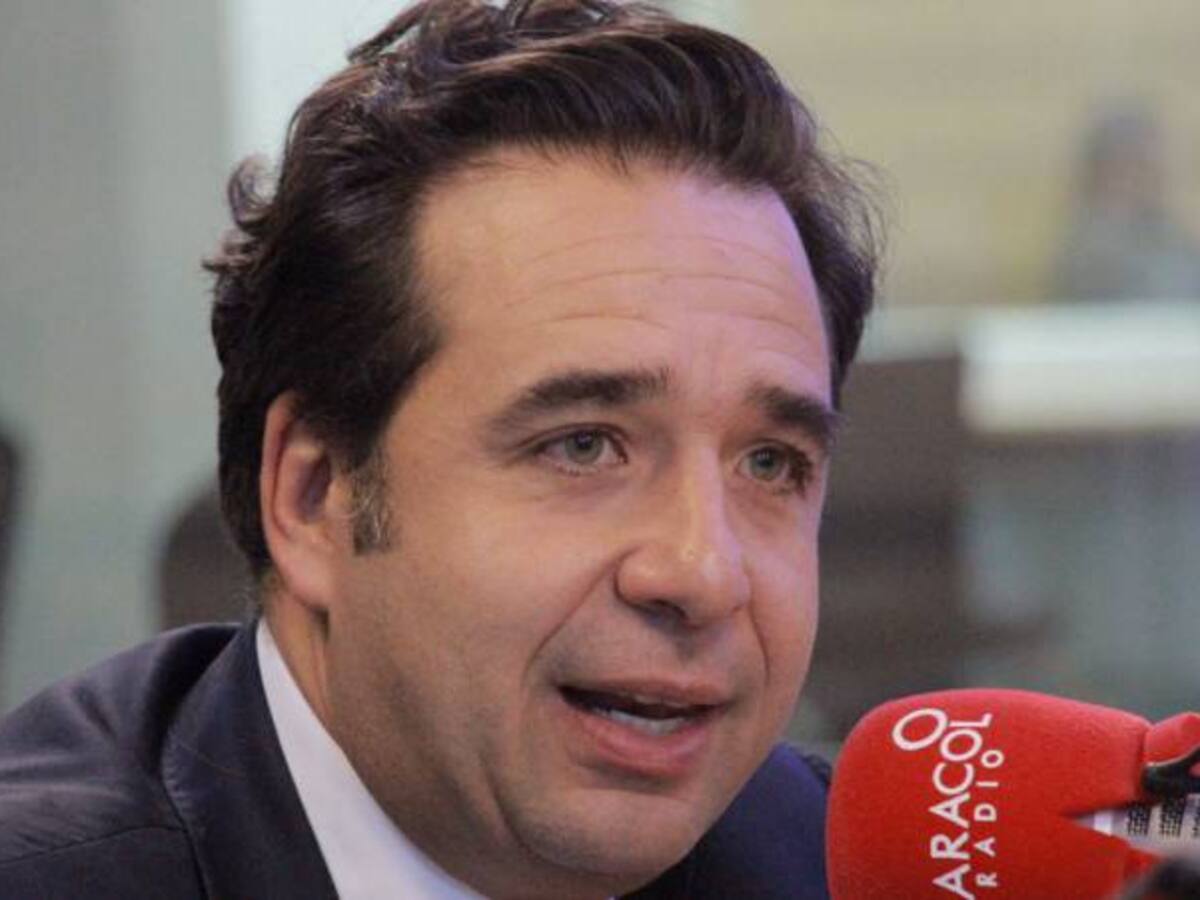 Echo de menos una respuesta fuerte del Estado frente a ELN: Estrada