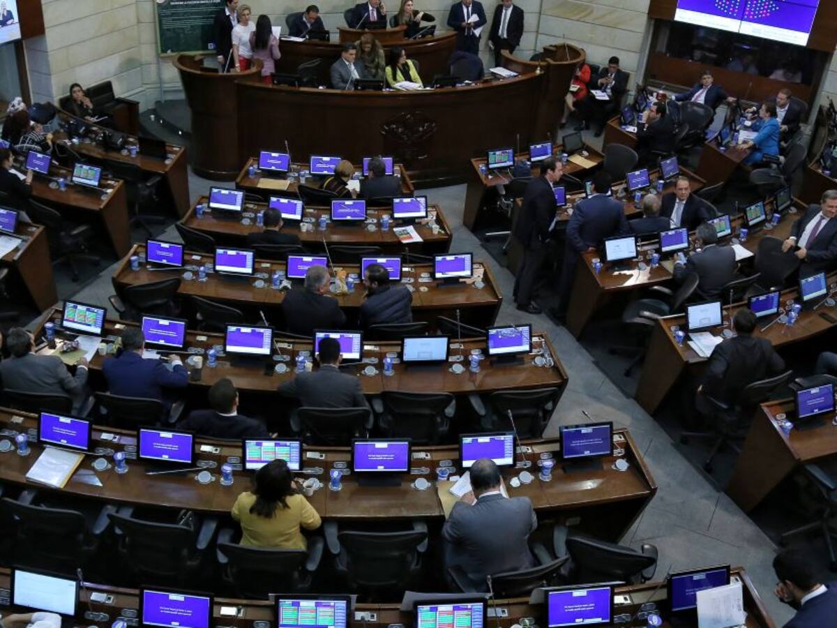 Oposición enviará carta a Congreso de E.E. U.U por caso “chuzadas”