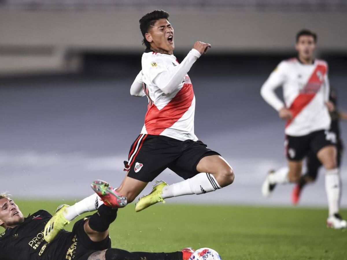 Duelo de colombianos en nueva definición de título en Argentina