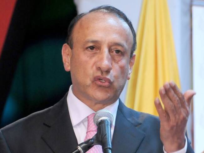 Ex gobernador de Cundinamarca devolverá $800 millones