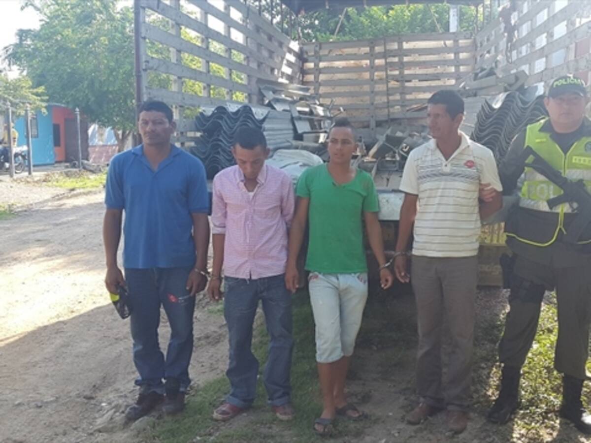 Capturados ‘Los Metálicos’ que hurtaban señales de tránsito en el Cesar