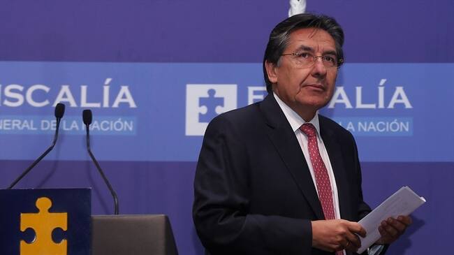 Néstor Humberto Martínez advirtió que cometen actos de corrupción al cobrar sobresueldos a los alcaldes de varias ciudades. Foto: Colprensa
