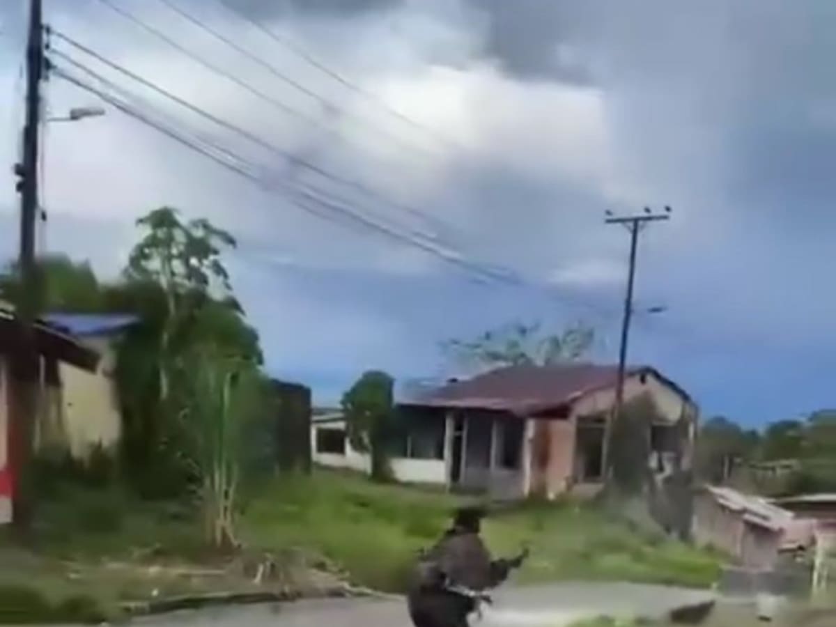 Buenaventura: en plena calle del Bajo Calima se enfrentan guerrilleros del ELN y disidencias FARC