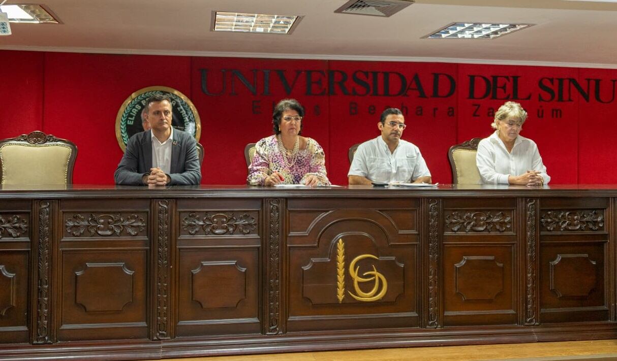 Instalación del Congreso en la Universidad del Sinú.