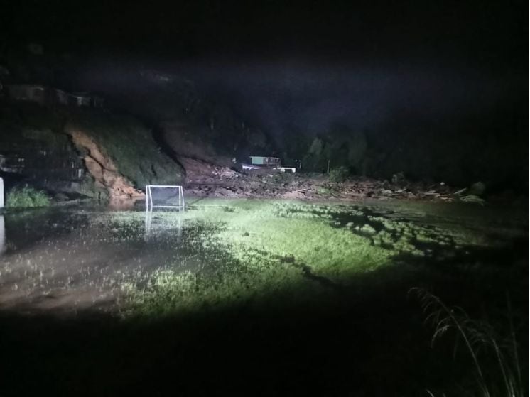 Vereda Rio Claro - Los Cuervos en Villamaría