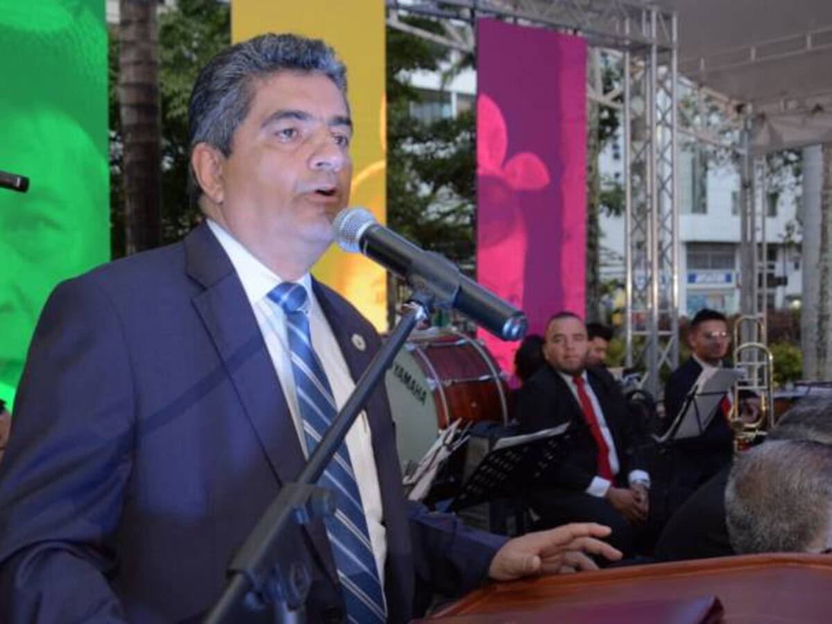 No voy aceptar presiones sobre decisión de alcalde de Armenia: Gobernador