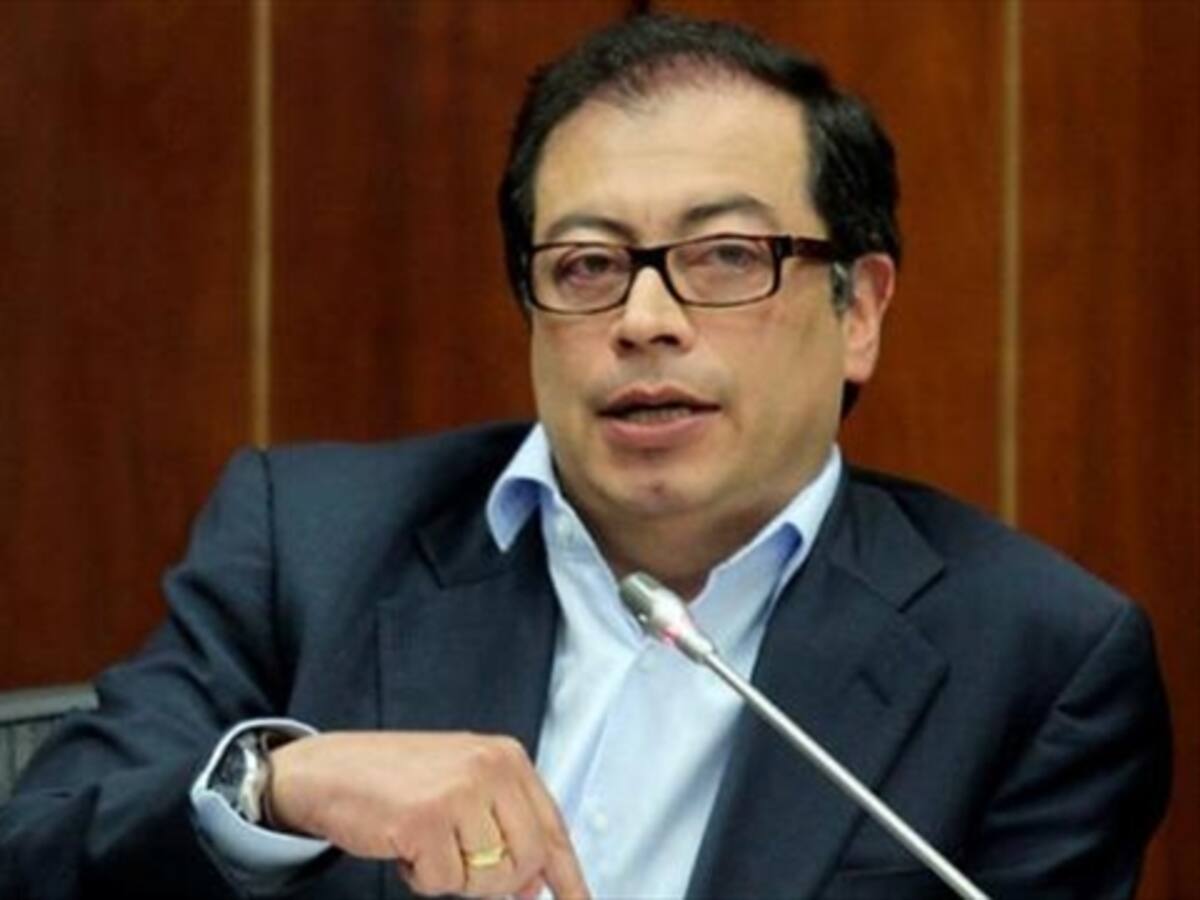 Petro asistirá a la Cámara a debate de control político sobre movilidad