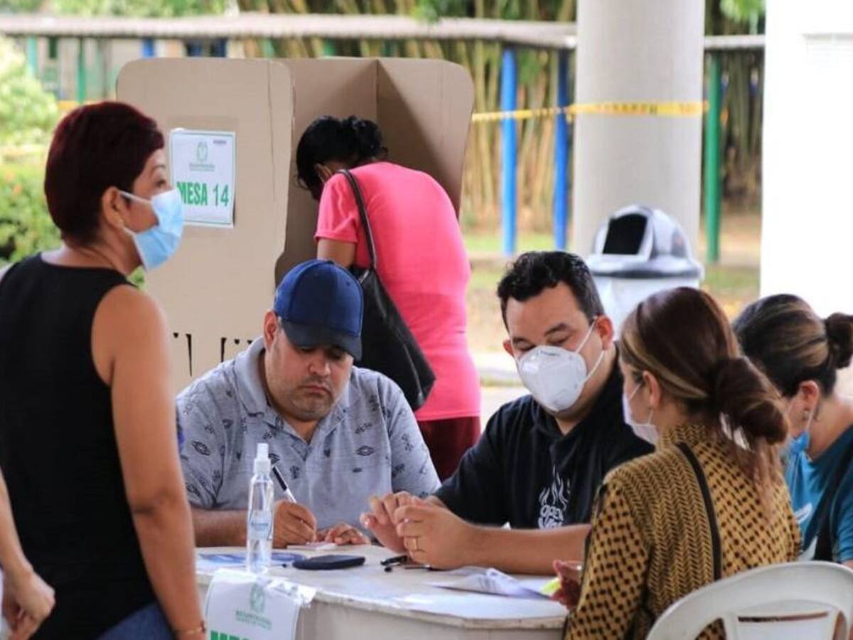 Políticos de Córdoba anuncian que votarán por Rodolfo Hernández en la segunda vuelta