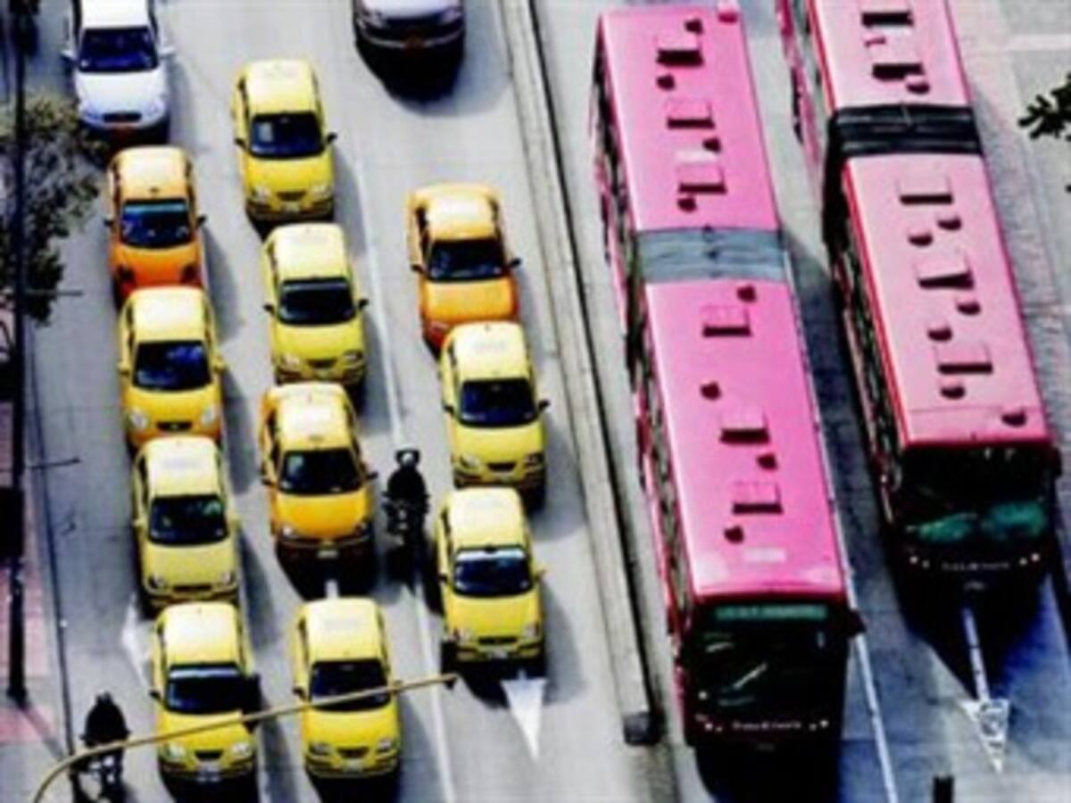 Desde diciembre se acabarán 55 rutas de transporte público por la séptima